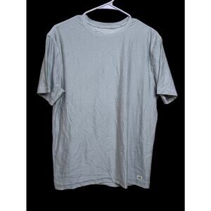 Vuori T Shirt Mens M Gray Strato Tech Athletic Short Sleeve Crew Neck Stretch B8